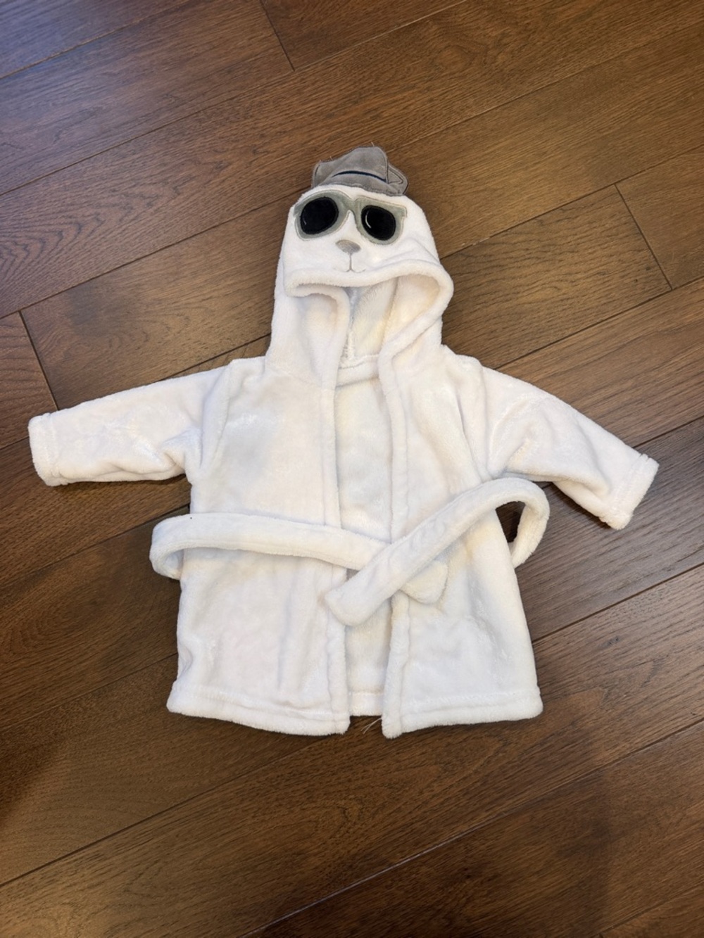 Cozy White Teddy Bear Robe with Belt Size 0-9 Months - C34-020